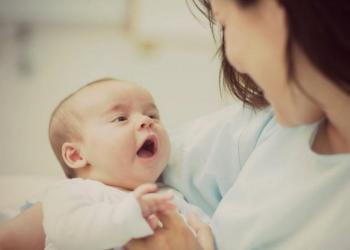 Грудное вскармливание: как понять, наедается ли малыш?